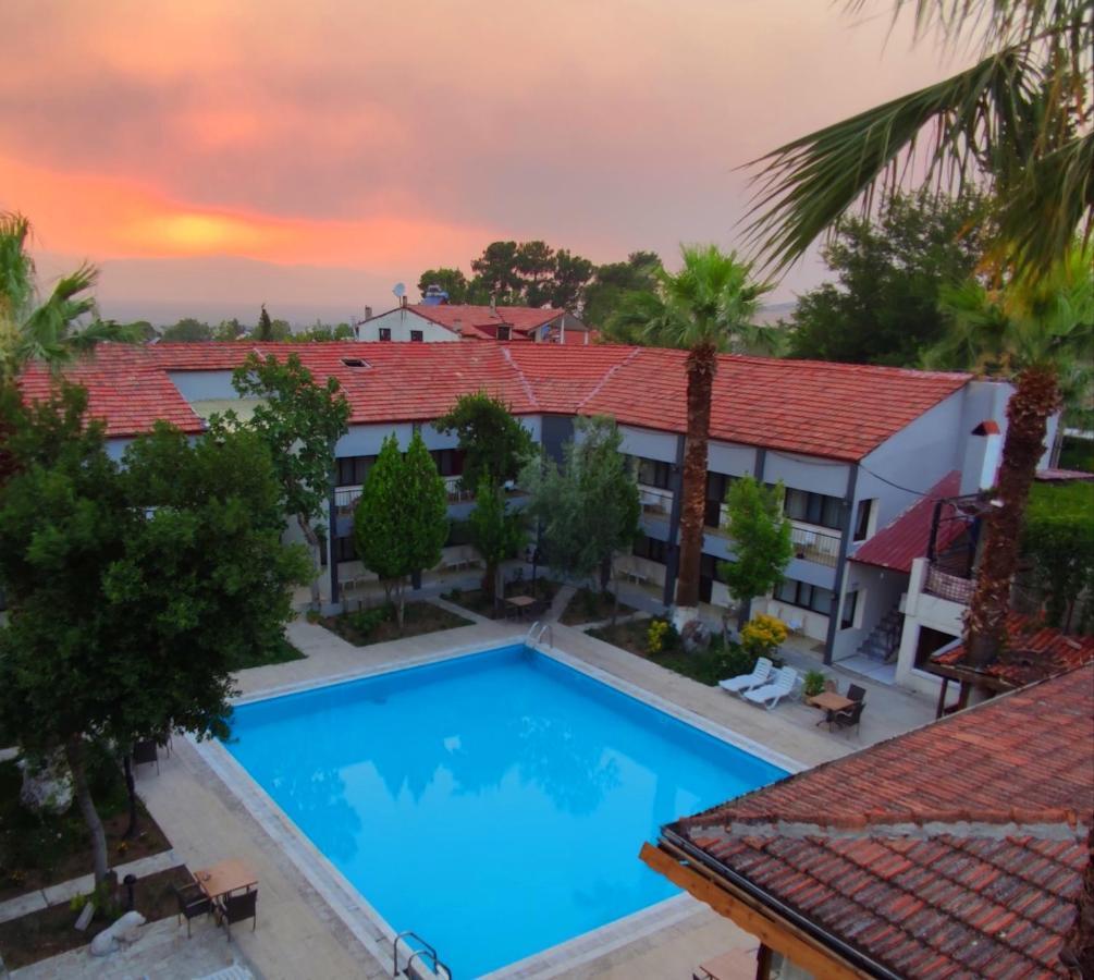 Artemis Yoeruek Otel Old Town Pamukkale Esterno foto
